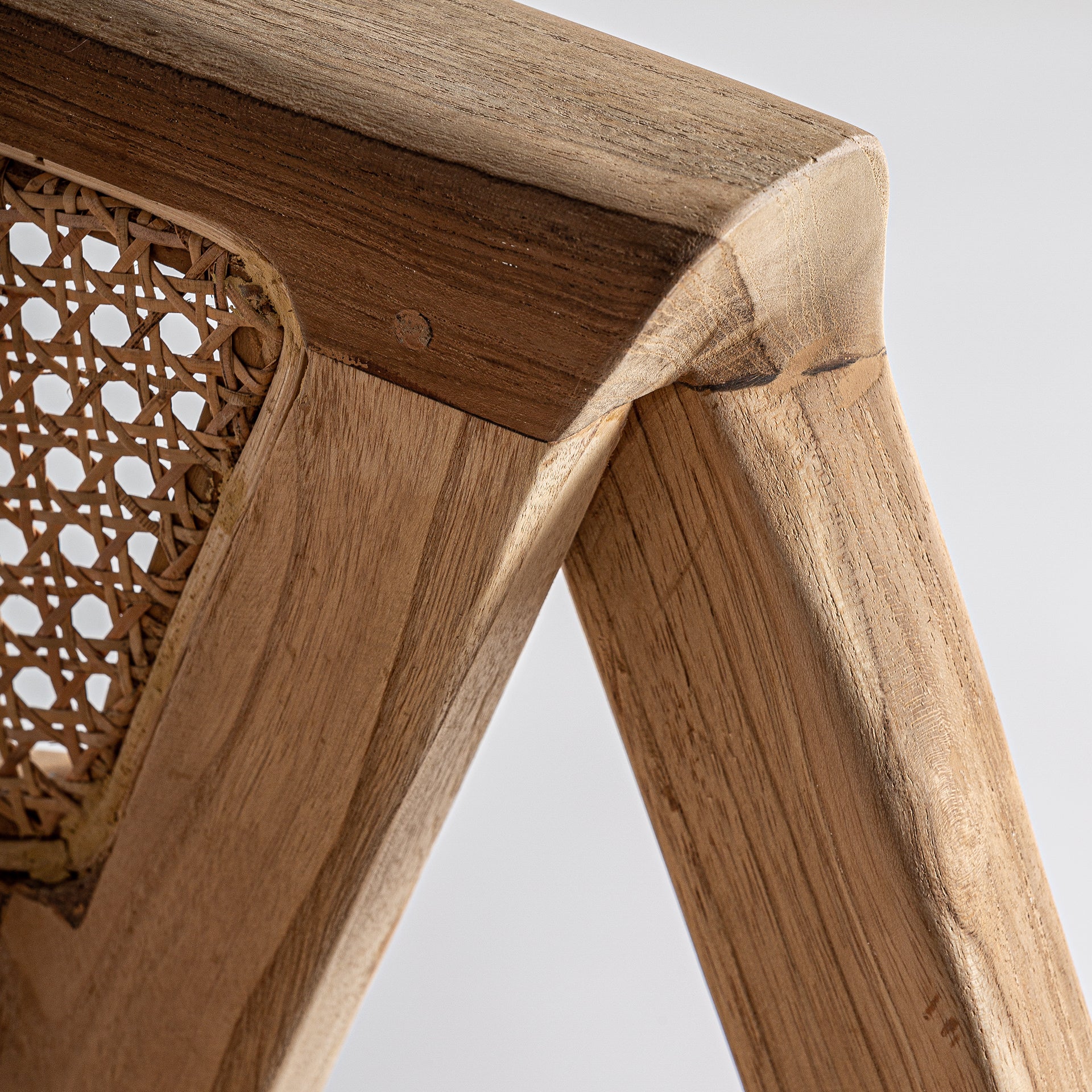 EANE CHAIR